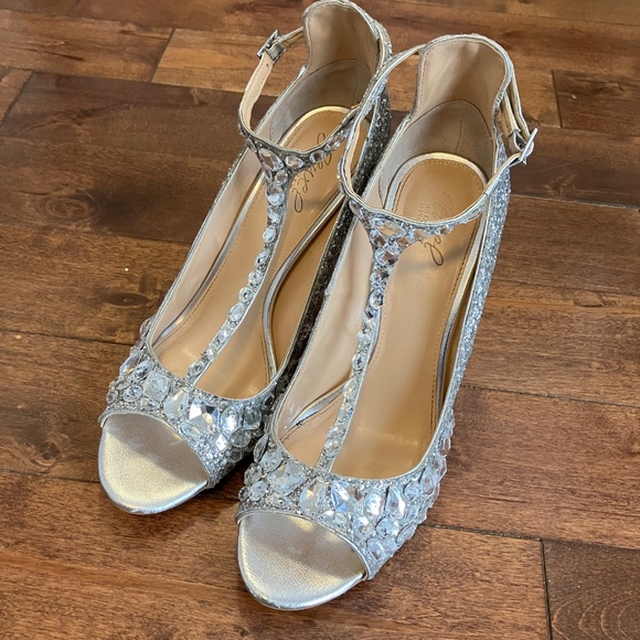 Badgley Mischka Jewel - Conroy Heels - Picture 3 of 9